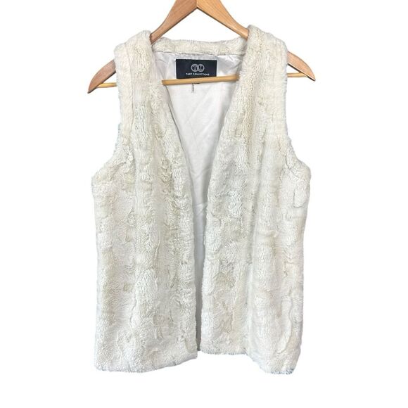 Tart Collections White Faux Fur Vest Soft Luxurious Sherpa long open front Sz XS - Picture 1 of 6